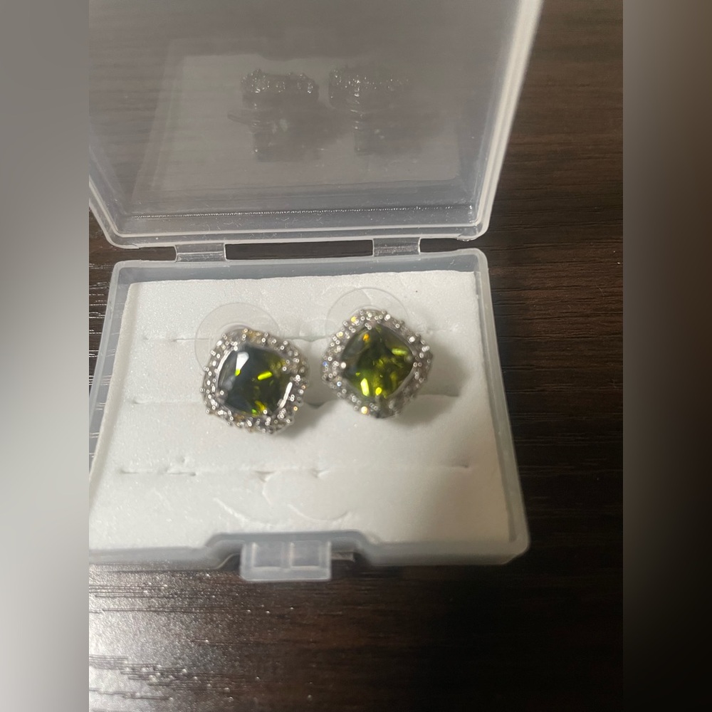 Elegant Green and Silver Stud Earrings